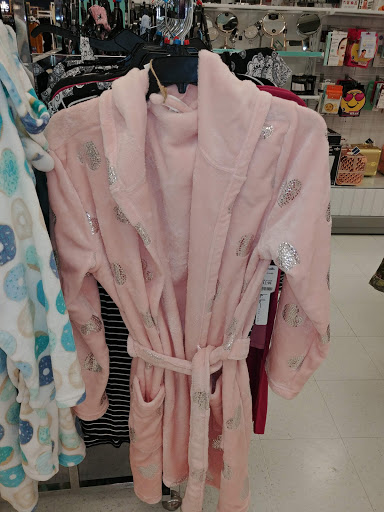 Department Store «Marshalls», reviews and photos, 135 Pearl St, Braintree, MA 02184, USA