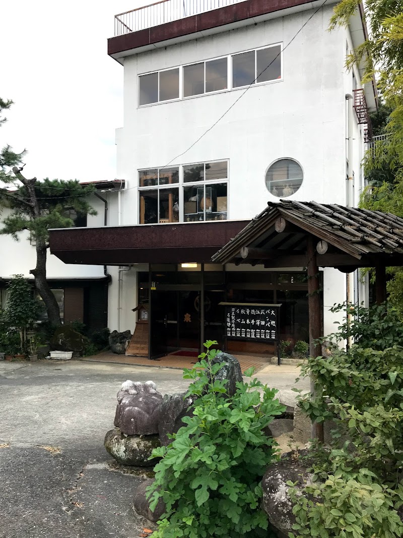 旅館 泉山荘 山梨県笛吹市石和町川中島 旅館 グルコミ