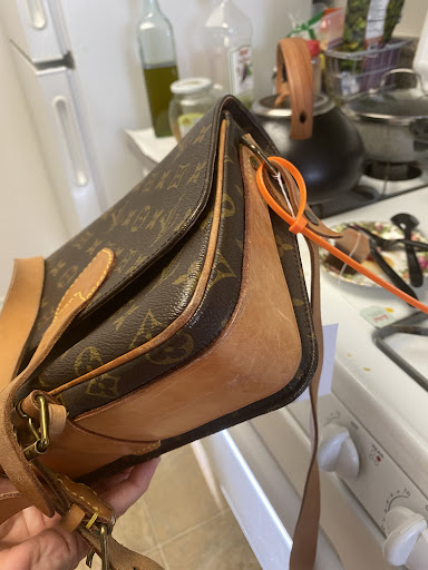 Department Store «Saks OFF 5TH», reviews and photos, 21500 Victory Blvd, Woodland Hills, CA 91367, USA