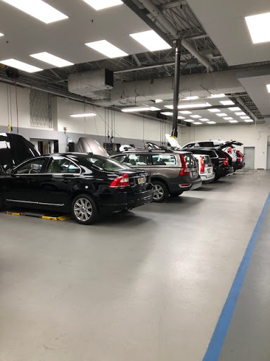 Car Dealer «Cherry Hill Volvo Cars», reviews and photos, 1810 Marlton Pike W, Cherry Hill, NJ 08002, USA