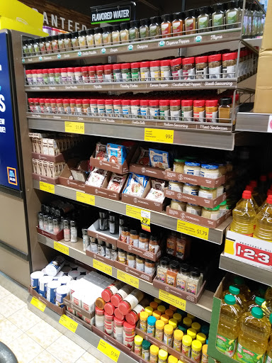 Supermarket «ALDI», reviews and photos, 3831 E Main St, Whitehall, OH 43213, USA