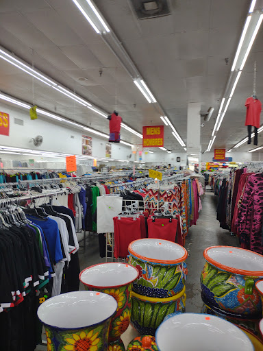 Thrift Store «Thrift & Dollar Mart», reviews and photos, 1915 E Park Row Dr, Arlington, TX 76010, USA