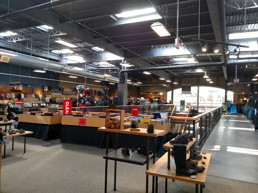 Camping Store «REI», reviews and photos, 22 Chapel View Blvd, Cranston, RI 02920, USA