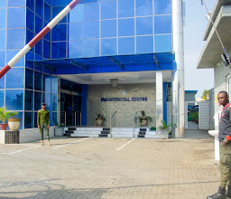 MountRoyal Centre Hotel and Suites photo