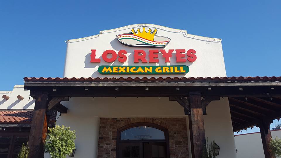Los Reyes Mexican Grill
