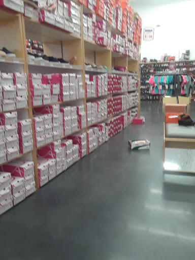 Shoe Store «WSS», reviews and photos, 1289 N Hacienda Blvd, La Puente, CA 91744, USA