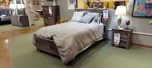 Furniture Store «Pilgrim Furniture & Mattress City Milford», reviews and photos, 1755 Boston Post Rd, Milford, CT 06460, USA