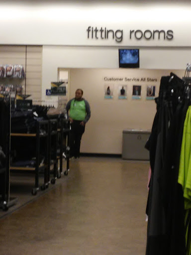 Department Store «Nordstrom Rack Shoppers World», reviews and photos, 1 Worcester Rd, Framingham, MA 01701, USA