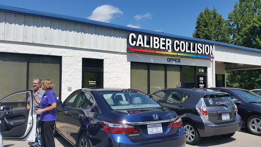 Auto Body Shop «Caliber Collision», reviews and photos, 1710 Piney Plains Rd, Cary, NC 27518, USA