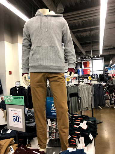 Clothing Store «Old Navy», reviews and photos, 40-24 College Point Blvd, Flushing, NY 11354, USA