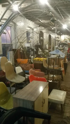 Wholesaler «Pixel 19 Vintage Clothing LLC», reviews and photos, 211 Klotter Ave, Cincinnati, OH 45219, USA