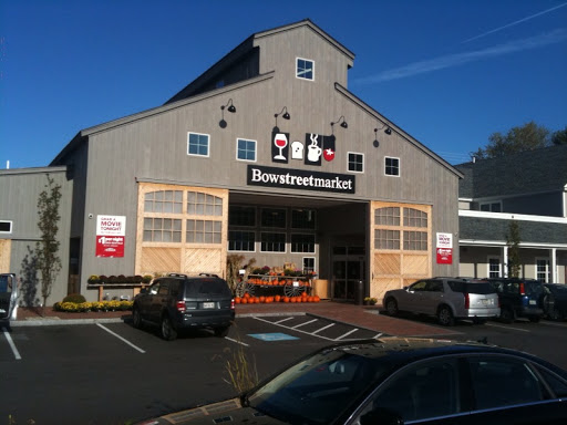 Grocery Store «Bow Street Market», reviews and photos, 79 Bow St, Freeport, ME 04032, USA