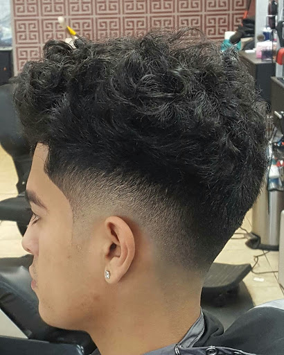 Barber Shop «kings of blades barber shop», reviews and photos, 824 Horseblock Road, Farmingville, NY 11738, USA