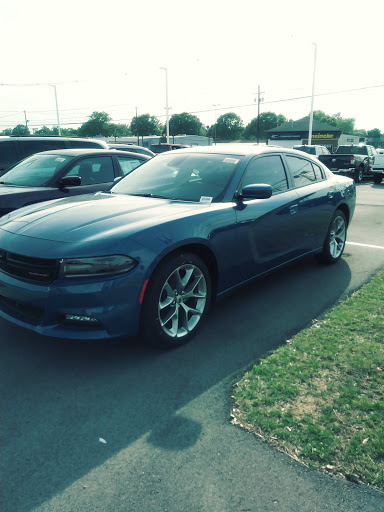 Chrysler Dealer «Louisville Chrysler Dodge Jeep Ram», reviews and photos, 5311 Dixie Hwy, Louisville, KY 40216, USA