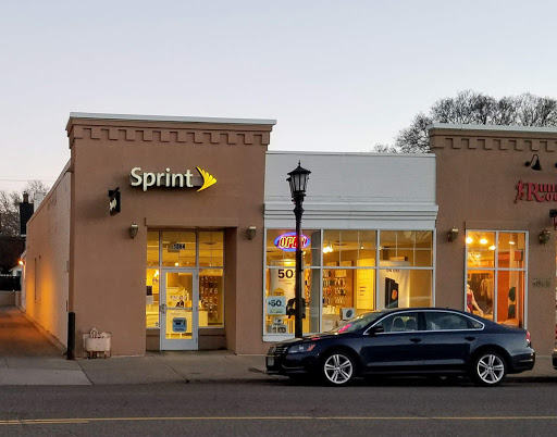 Cell Phone Store «Sprint Store by Wireless View PCS», reviews and photos, 1064 Grand Ave, St Paul, MN 55105, USA