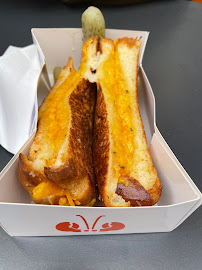 Sandwich au fromage du Restaurant Homer Lobster - Marais à Paris - n°1