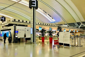 Toronto Airport-Terminal 1 (Ground Level)