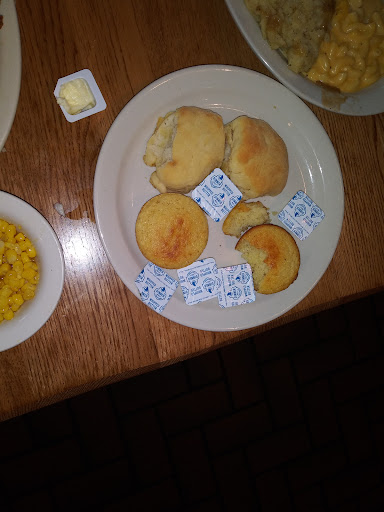 American Restaurant «Cracker Barrel Old Country Store», reviews and photos, 14 Frontage Rd, Clinton, NJ 08809, USA