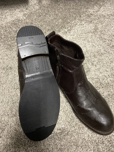 Dry Cleaner «Custom Shoe Repair & Dry Cleaners», reviews and photos, 1575 Maguire Rd #105, Ocoee, FL 34761, USA