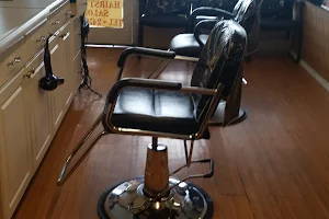 Mam's Barber & Hairstyling Salon image