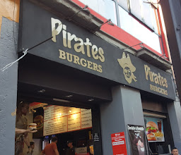 Pirates Burger Isabel 80 photo