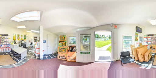 Self-Storage Facility «Metro Self Storage», reviews and photos, 100 Upper Silver Lake Rd, Newtown, PA 18940, USA