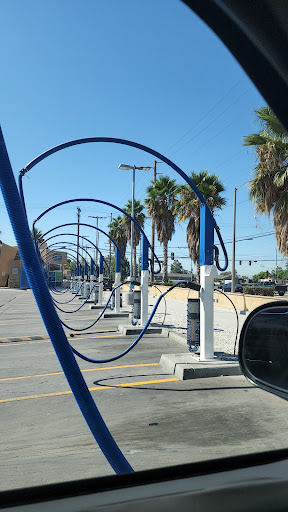 Car Wash «Zipline Express Car Wash», reviews and photos, 8453 Citrus Ave, Fontana, CA 92335, USA