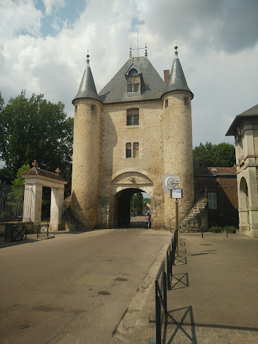 Point Ici Carte Grise Villeneuve Sur Yonne (Café De La Ville) à Villeneuve-sur-Yonne