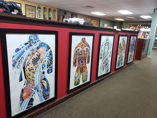 Tattoo Shop «Bad Apple Tattoo Company», reviews and photos, 3225 E Washington Ave, Madison, WI 53704, USA