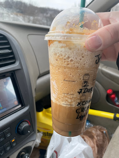 Coffee Shop «Starbucks», reviews and photos, 1071 E Johnson St #1, Fond du Lac, WI 54935, USA