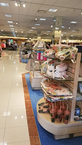 Department Store «Von Maur», reviews and photos, 1530 Polaris Pkwy, Columbus, OH 43240, USA