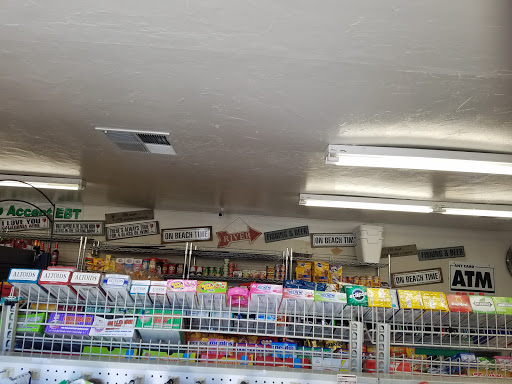 Supermarket «Memorial Beach Market», reviews and photos, 28 Healdsburg Ave, Healdsburg, CA 95448, USA