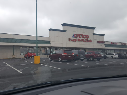 Pet Supply Store «Petco Animal Supplies», reviews and photos, 10464 Baltimore Ave, Beltsville, MD 20705, USA