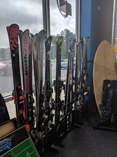 Sporting Goods Store «Play It Again Sports», reviews and photos, 8500 Pineville-Matthews Rd, Charlotte, NC 28226, USA