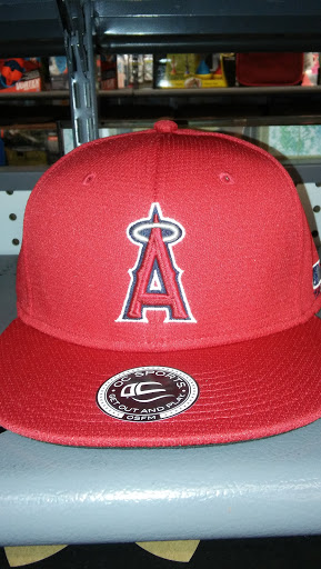 Sporting Goods Store «Big 5 Sporting Goods - El Toro», reviews and photos, 24314 Swartz Dr, Lake Forest, CA 92630, USA