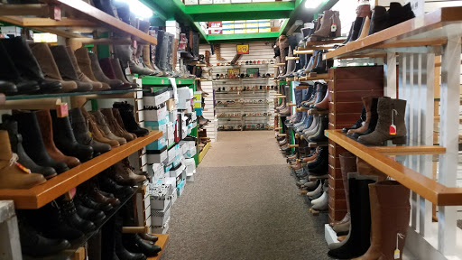 Shoe Store «Heel & Sole Shoes», reviews and photos, 708 Mangrove Ave, Chico, CA 95926, USA
