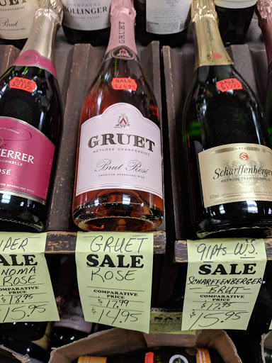 Liquor Store «Hennepin Lake Liquor Store», reviews and photos, 1200 W Lake St, Minneapolis, MN 55408, USA