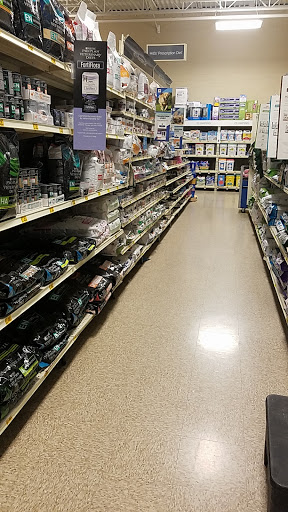 Pet Supply Store «PetSmart», reviews and photos, 730 S Sepulveda Blvd, El Segundo, CA 90245, USA