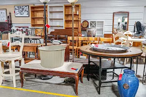 K and B Auction Company image