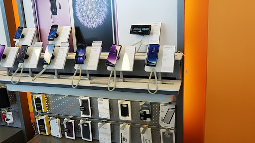 Cell Phone Store «AT&T Authorized Retailer», reviews and photos, 5 S Morehall Rd #300, Malvern, PA 19355, USA