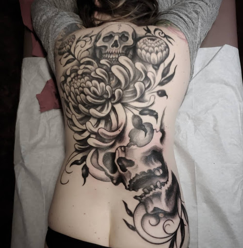 Tattoo Shop «Vertigo Gallery Tattoo», reviews and photos, 17645 SE Stark St, Portland, OR 97233, USA