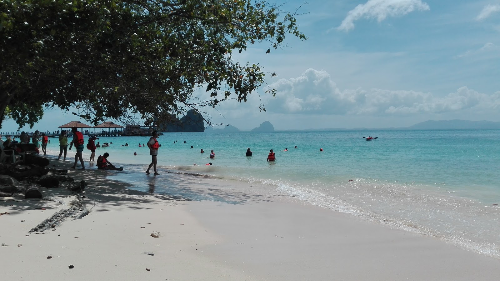 Koh Ngai Resort Beach photo #9