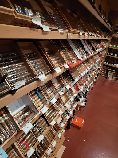 Wine Store «Adelphia Wine Company», reviews and photos, 51 Arthur St B, East Brunswick, NJ 08816, USA