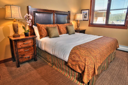 The Village at Palisades Tahoe Hotel image