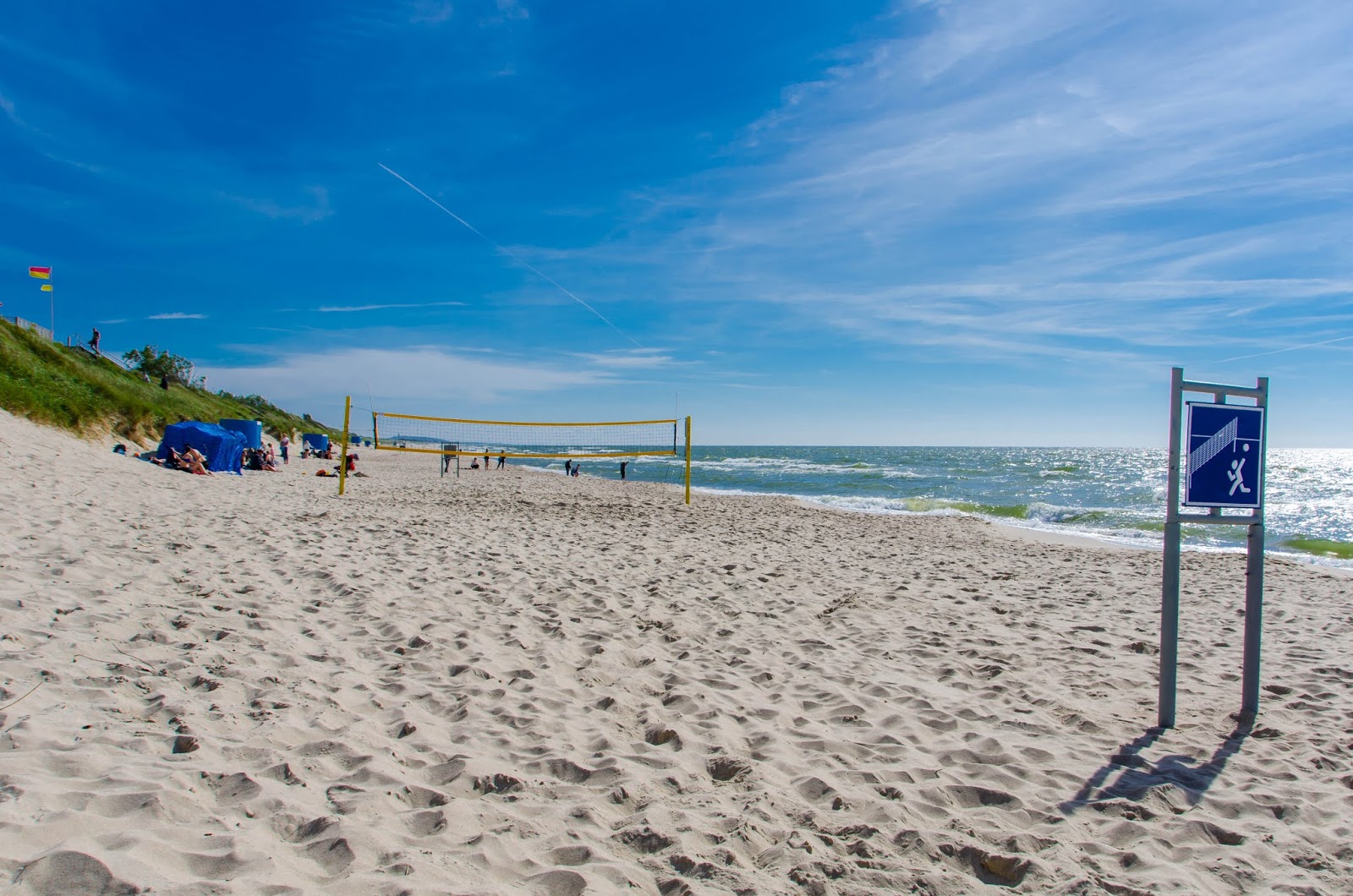 Foto af Nida Public Beach og bosættelsen