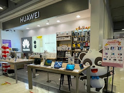 Huawei Experience Store at Robinson Phetchaburi