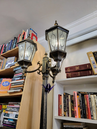 Book Store «Green Hand Bookshop», reviews and photos, 661 Congress St, Portland, ME 04101, USA