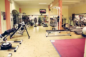 Erny's Gym teretana i fitness centar image