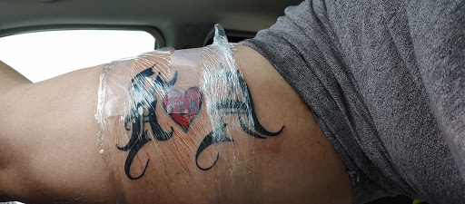 Tattoo Shop «Red Octopus Tattoos & Body Piercings», reviews and photos, 7465 Annapolis Rd, Hyattsville, MD 20784, USA