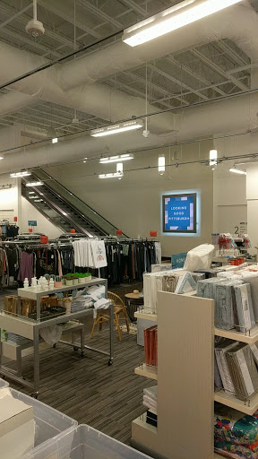 Department Store «Nordstrom Rack at The Block Northway», reviews and photos, 8031 McKnight Rd, Pittsburgh, PA 15237, USA